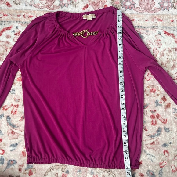 Michael Kors Women Fuchsia Pink Long Sleeve Blouse Gold‎ Chain Embellished Small - Picture 8 of 11